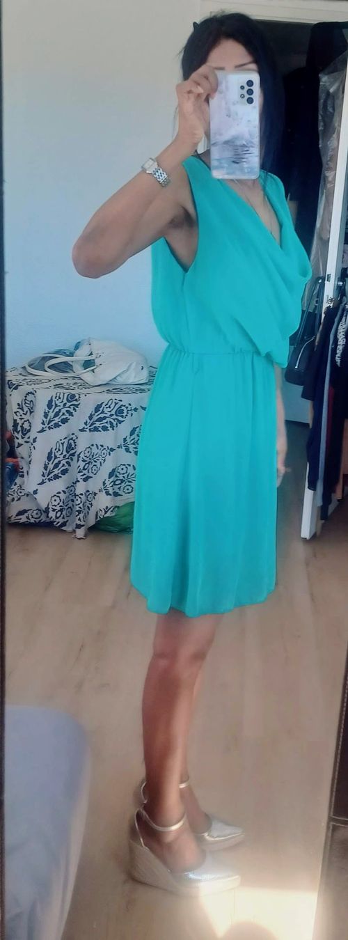 Kleider: Taille S Robe turquoise drappée avec dos couvert de dentelle – Neu (gemäss Beschreibung) aus La Chaux-de-Fonds von jen_h95m 3
