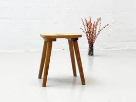 Swiss Wooden Quadripod Hocker aus Kiefernholz