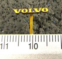 VOLVO AUTO LOGO SCHMUCK ABZEICHEN KLEIN-FEIN GOLDIG VINTAGE