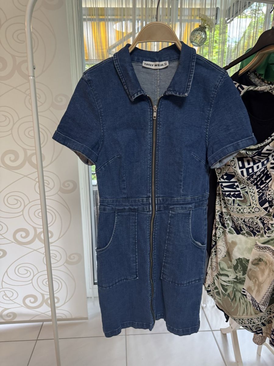 Lotti di vestiti: Kleider set – Usato da chur venduto da merygori 6