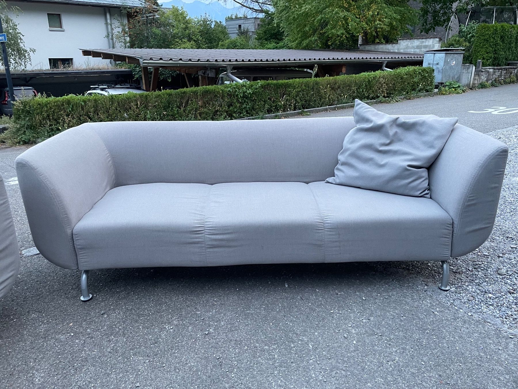 Farben: Sofa – Gebraucht aus Steffisburg von chhg 2