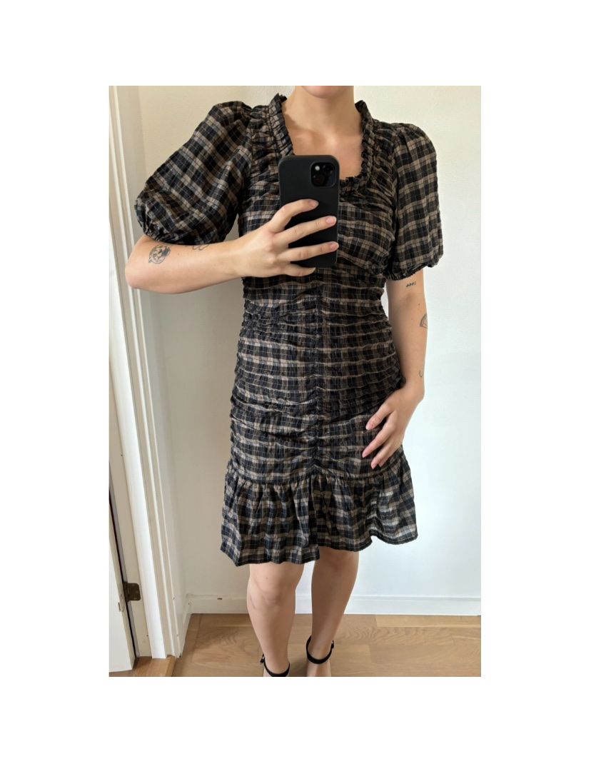 Ganni Kleider: GANNI dress, size M/38 – Gebraucht aus Arni AG von LunaMeadow 2