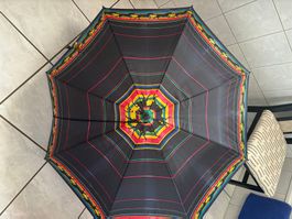 Schöner Regenschirm mit Pferden für den Herbst 🌂🐎