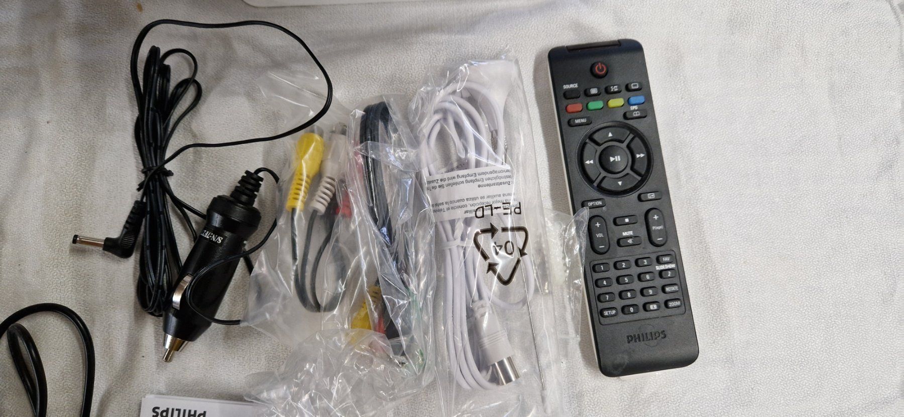 Tragbarer Mediaplayer: PHILIPS PORTABLE HYBRID TV – Gebraucht aus Bilten von Mic2022 2