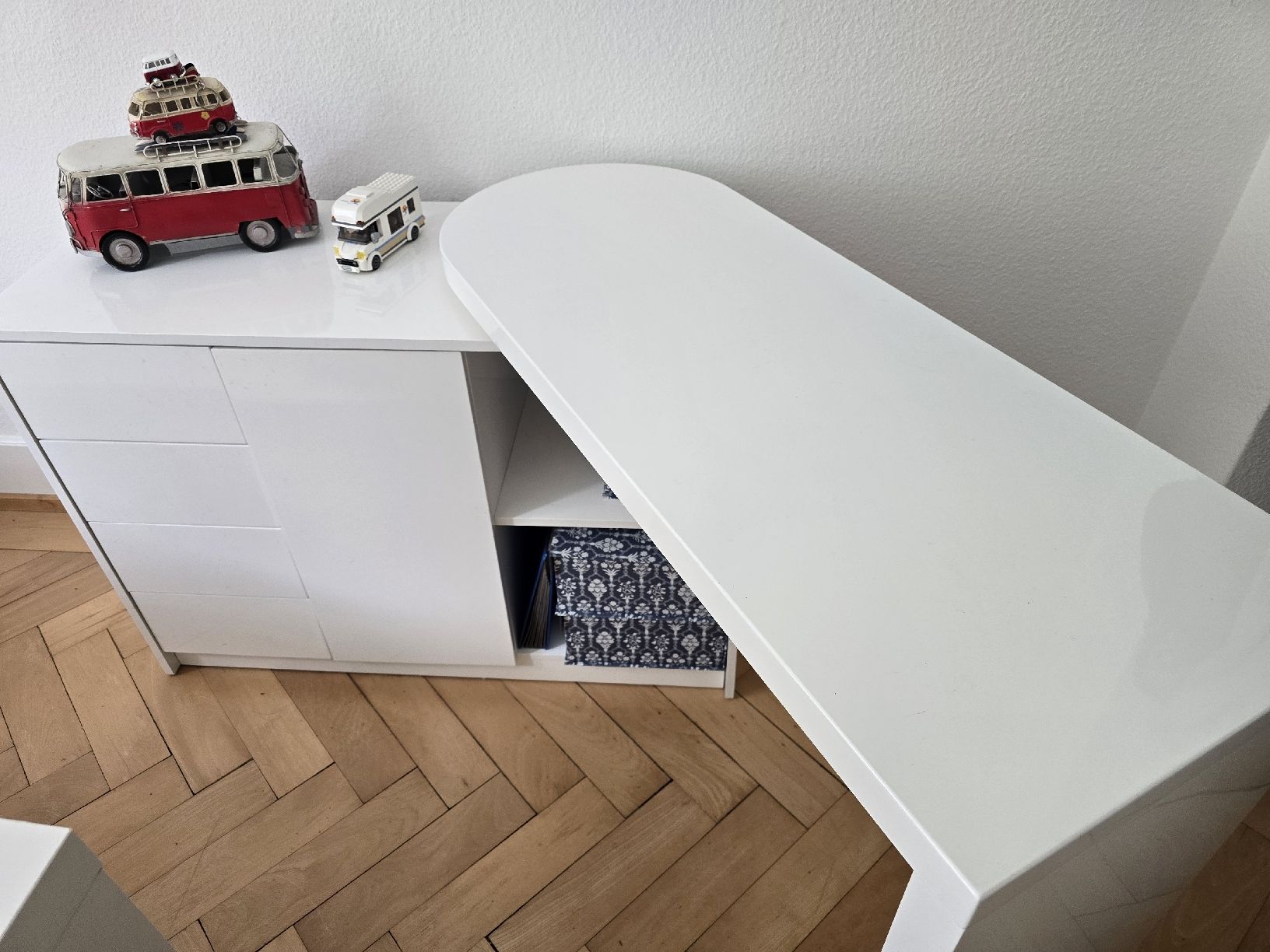 Cassettiere: Sideboard Pult Schreibtisch – Usato da Zürich venduto da Daroni 1