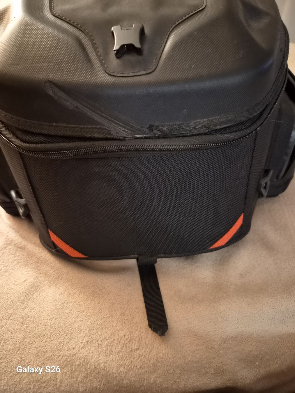 Topcase: Motorrad Tankrucksack schwarz – Gebraucht aus Bremgarten b. Bern von Iseli21