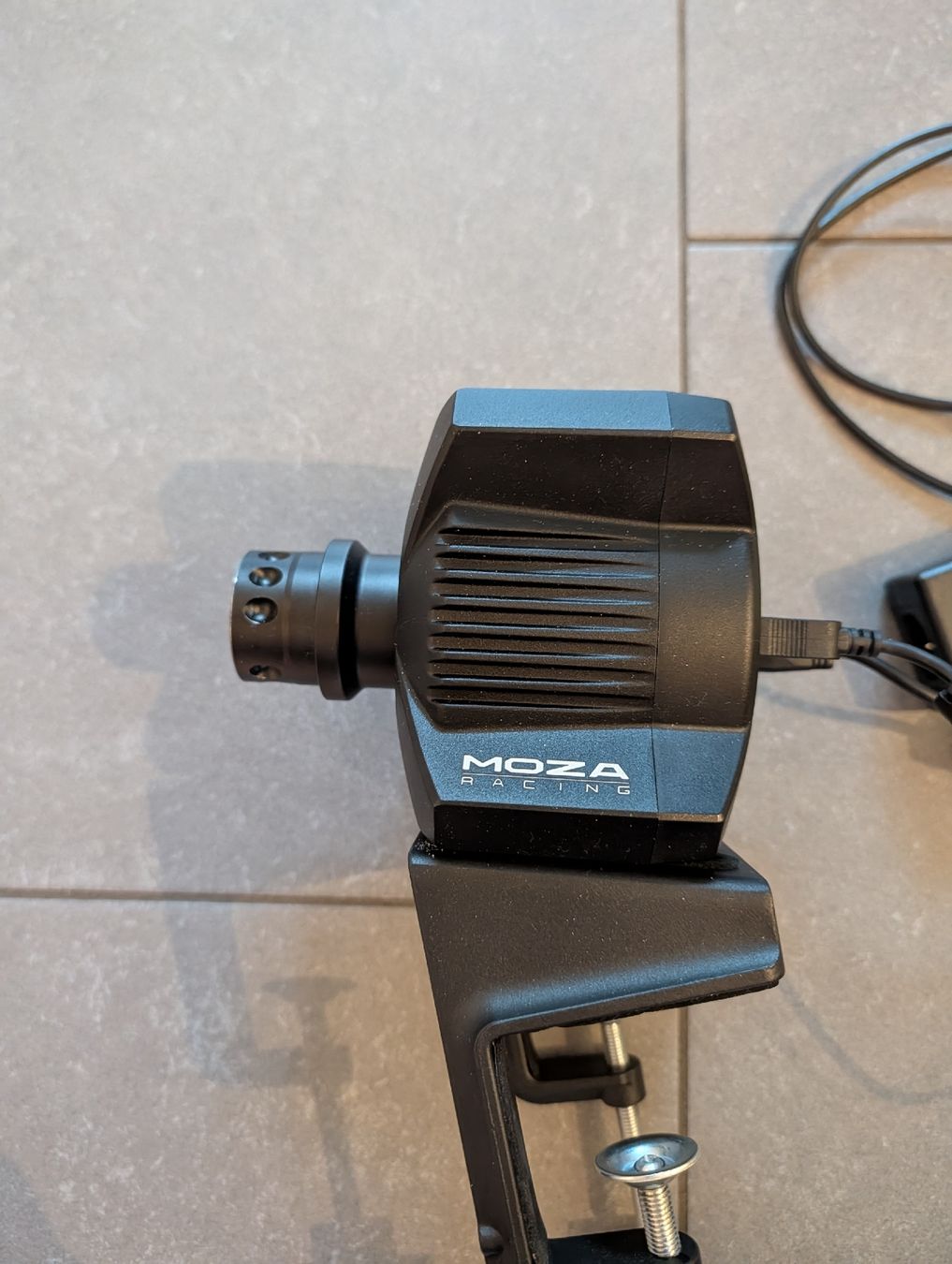 Moza Racing Controller: ##Moza R3 Base Inkl. Tischklemme – Usato da Illnau venduto da Alpina002 2