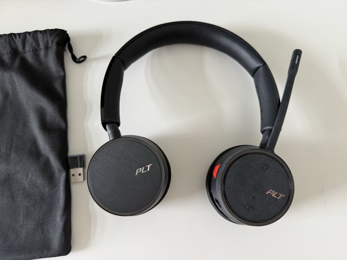 Plantronics Casques audio: Headset Plantronics Voyager Stereo headset – D'occasion à Dübendorf par zhe_69pd