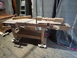 Hobelbank Werkbank antik 195 x 77 cm H. 82 cm Buche mit Deko