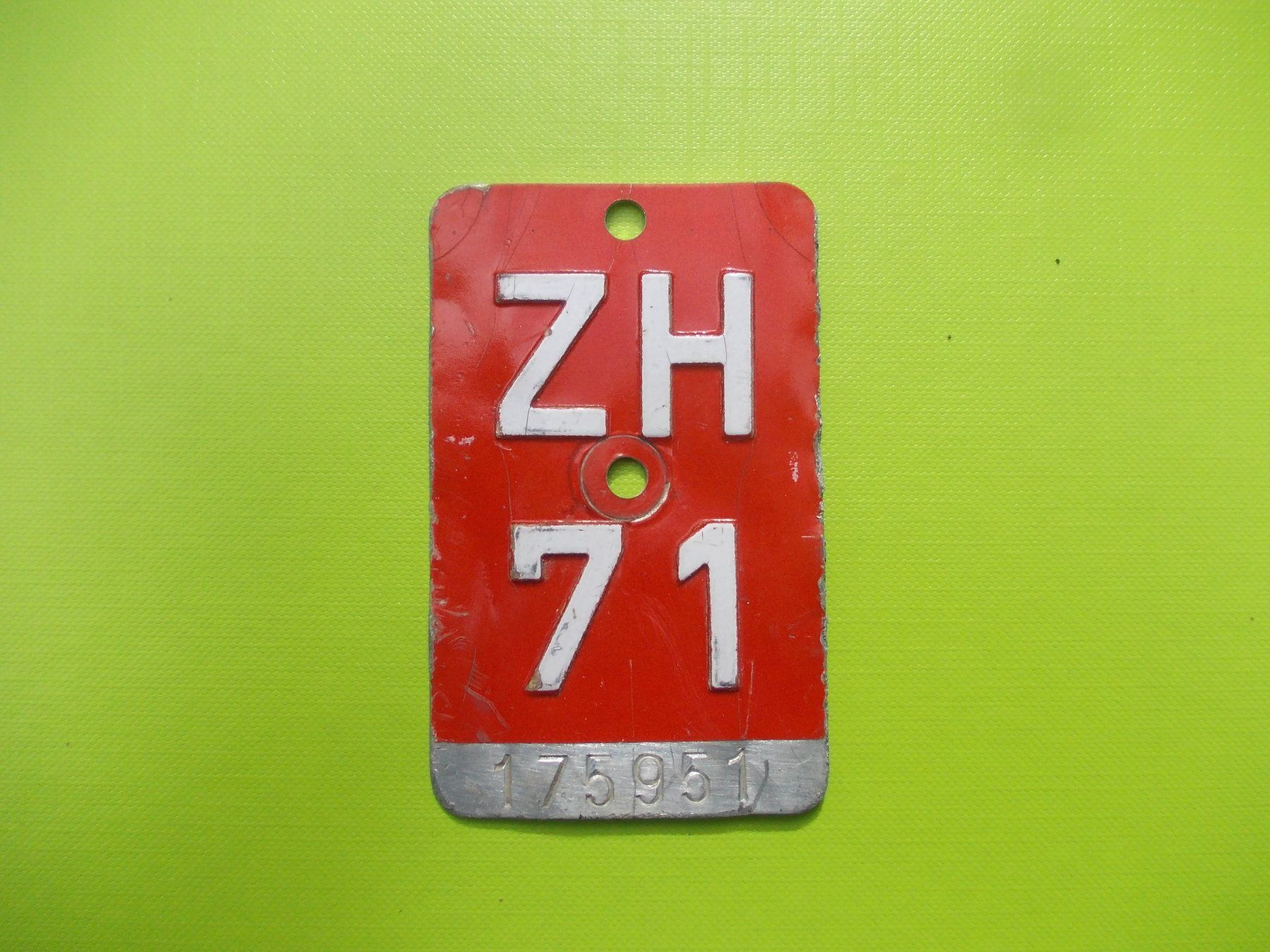 Insegne: Velonummer / Fahrradnummer ZH 71 – Usato da Gsteigwiler venduto da HORMIGA21