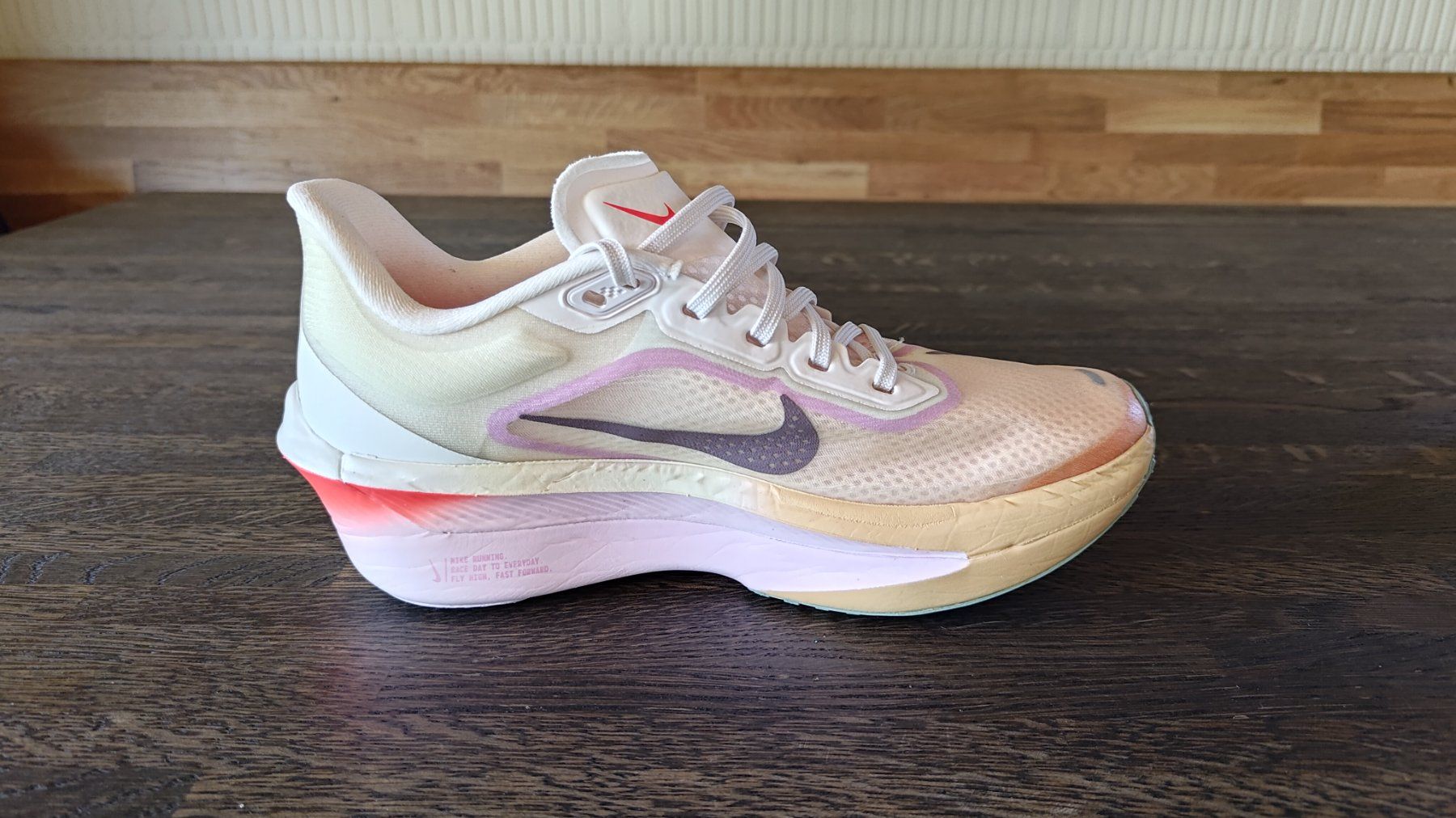 Nike Chaussures femmes: Nike Zoom Fly 6, Gr. 38 – Neuf (Voir description) à Einsiedeln par Grohl 4