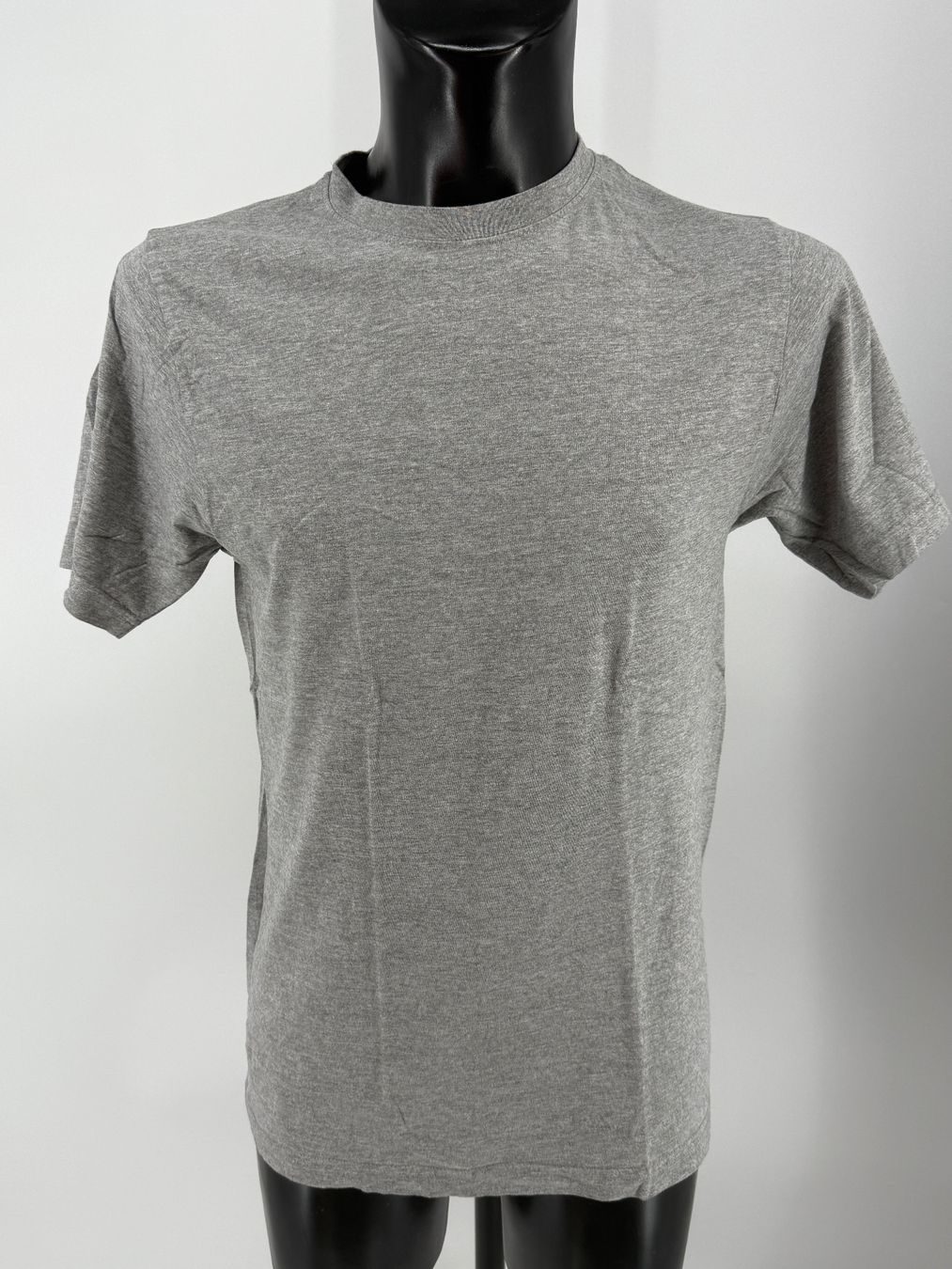 T-shirt: Basic Shirt Gr. M – Usato da Auenstein venduto da moin.