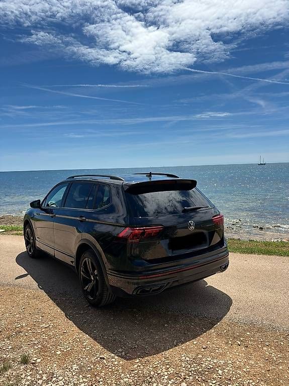 Automobili: Vendo Tiguan Allspace R-Line 4x4 – Usato da Arcegno venduto da iva_9xx2 2
