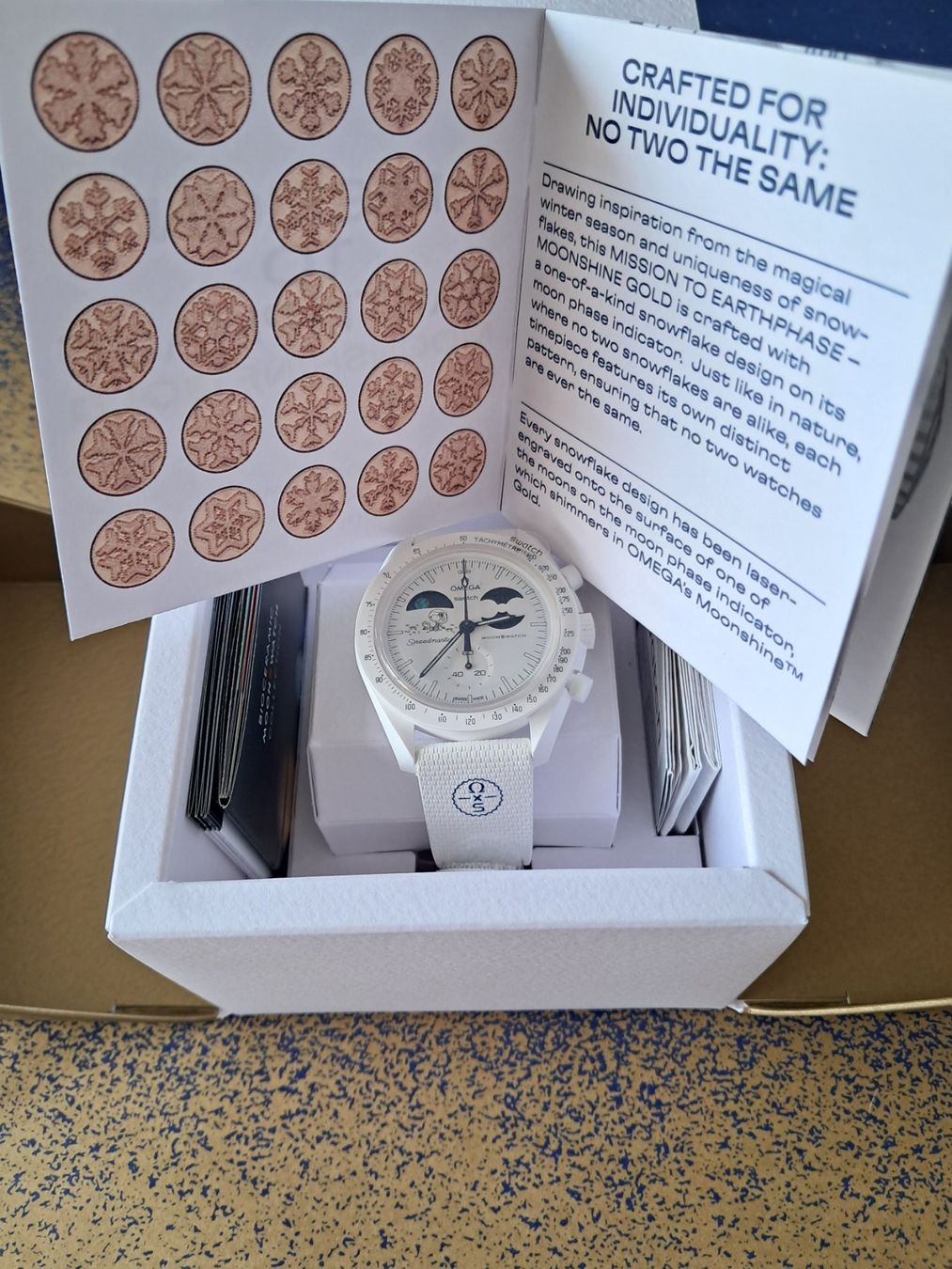 Swatch Orologi: Swatch x Omega Mission to Earthphase Moonshine Gold Cold Mo. – Nuovo e nell'imballaggio originale da Niederhasli venduto da zvb_fgn2 5