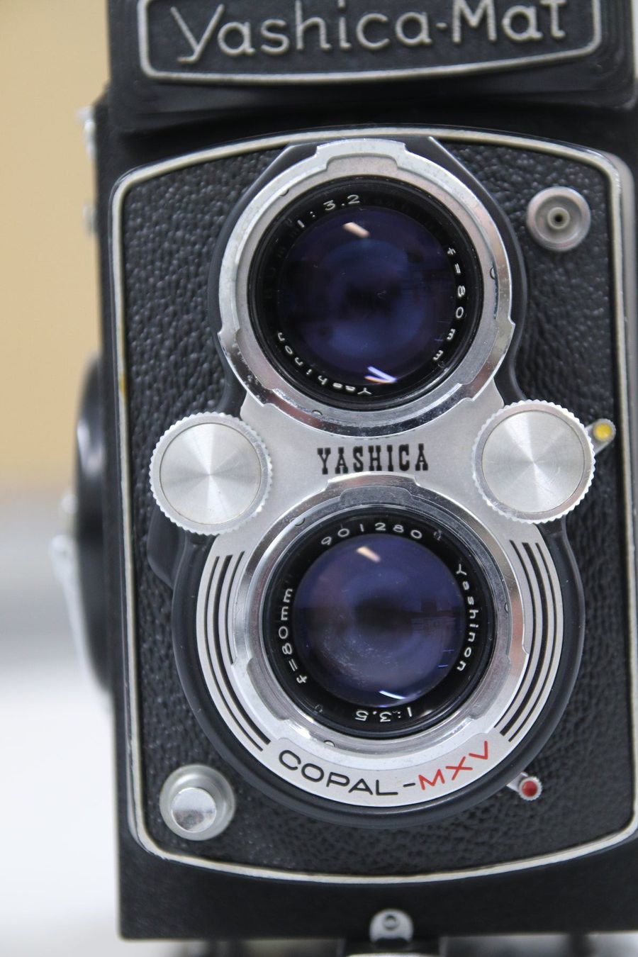 Yashica Fotocamera: Yashica-Mat Mittelformat Kamera – Usato da Wikon venduto da digital4you 1