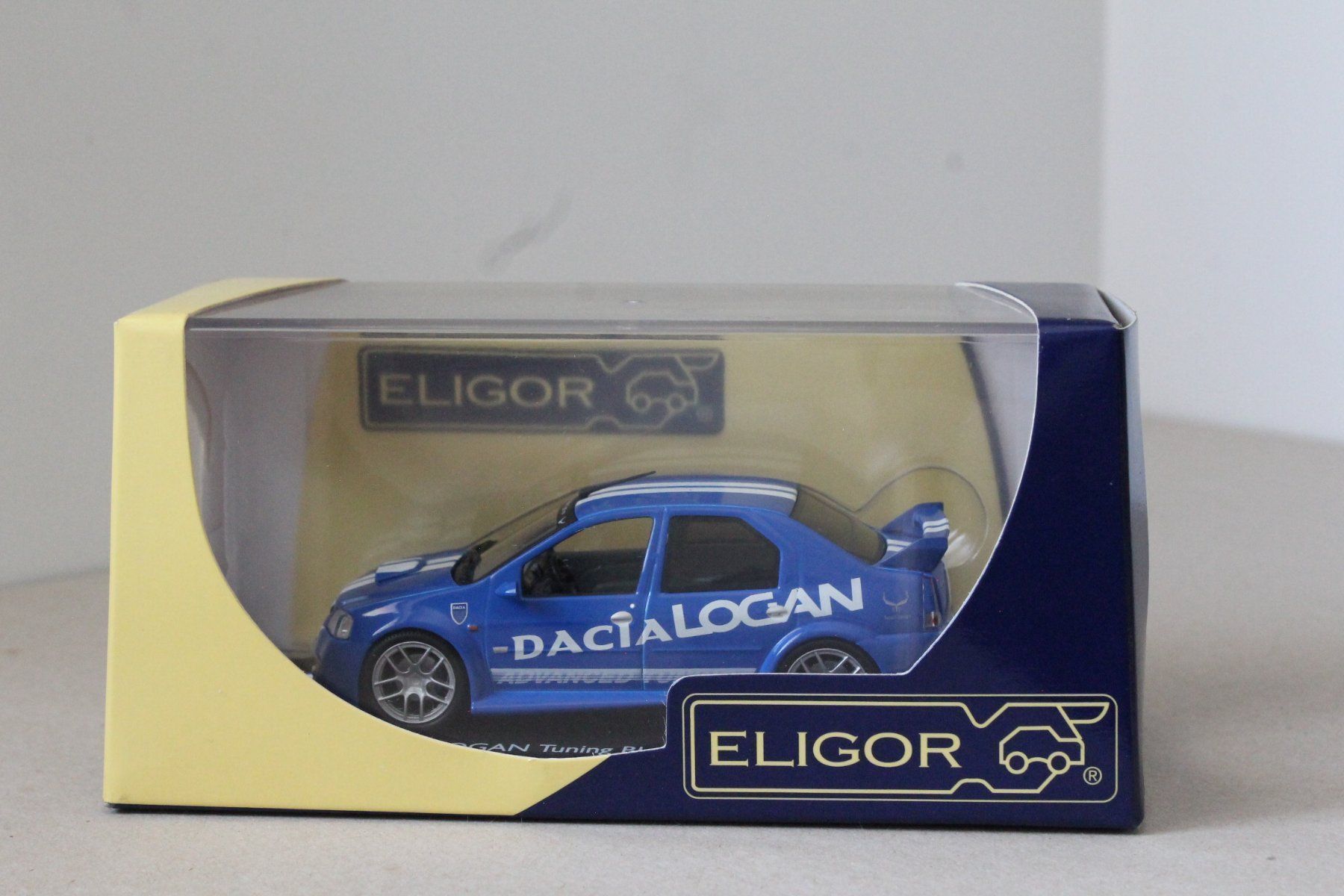 Modèle Réduit DACIA Pick Up 1309 - 1/43ème IXO - Neuf En Boîte
