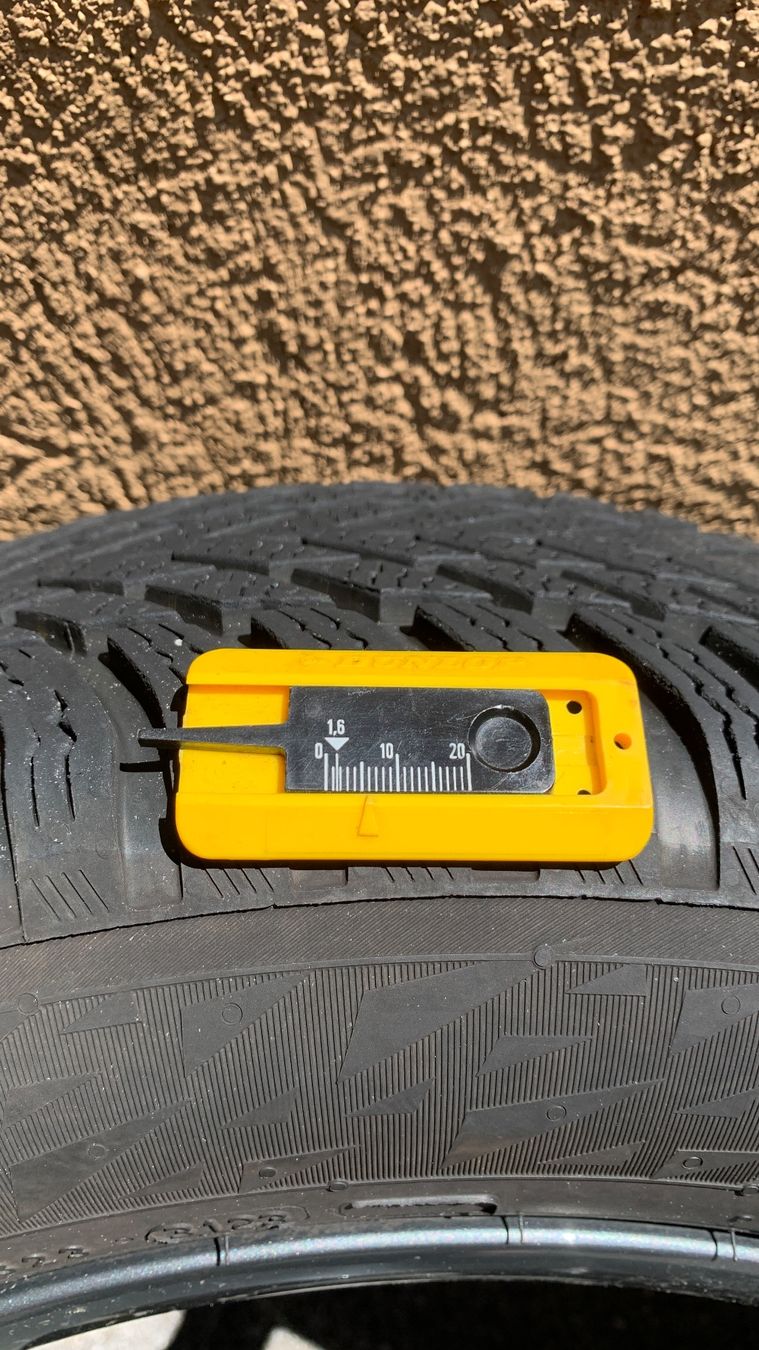 Nokian Pneumatici & Ruote complete: Kompletträder Winter – Usato da Oberurnen venduto da fg8_k9dq 1