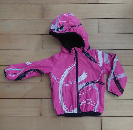 REIMA super dichte gefütterte Regenjacke Gr. 104