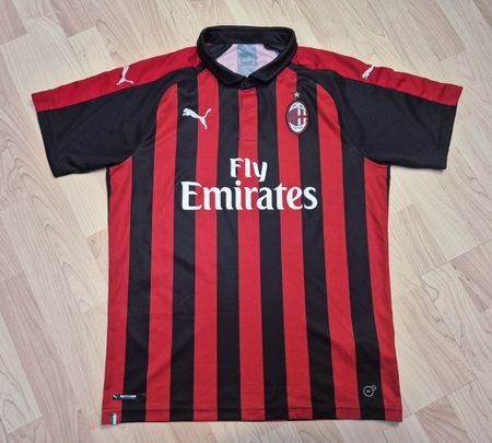 Puma 18/19  AC Milan Trikot Grösse L