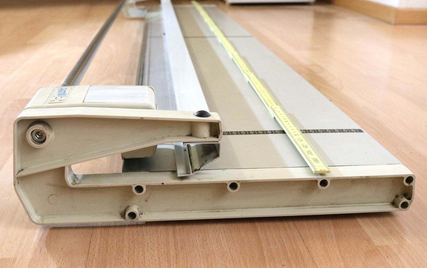Alle Werkzeuge: Rollenschneider Grossformat Hansa – Gebraucht aus Laupen BE von imp_kln9 1