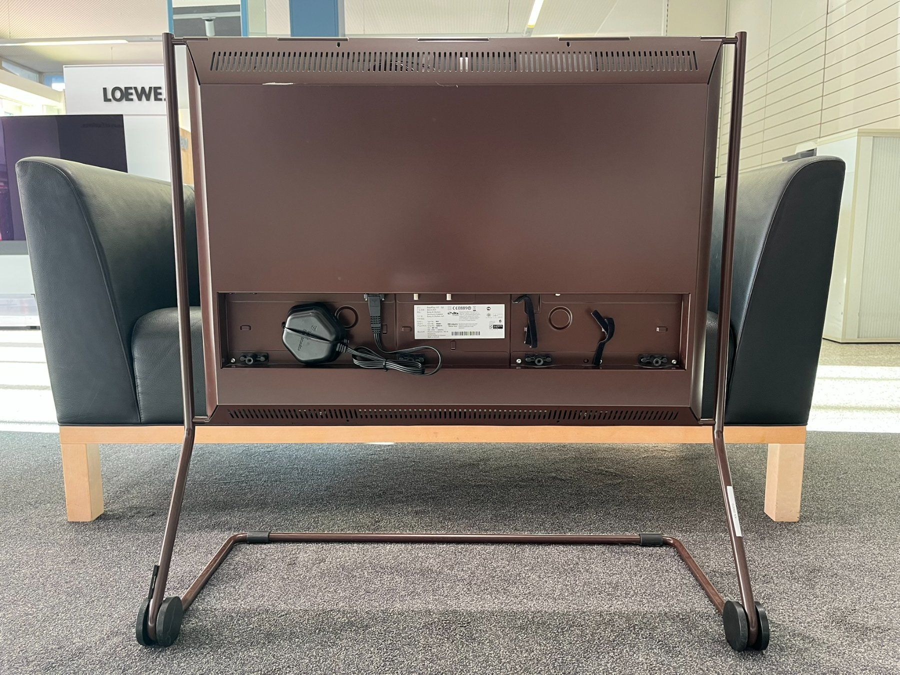 Bang & Olufsen Televisori: BeoPlay V1-32" – Usato da Hochdorf venduto da av-electronics 3