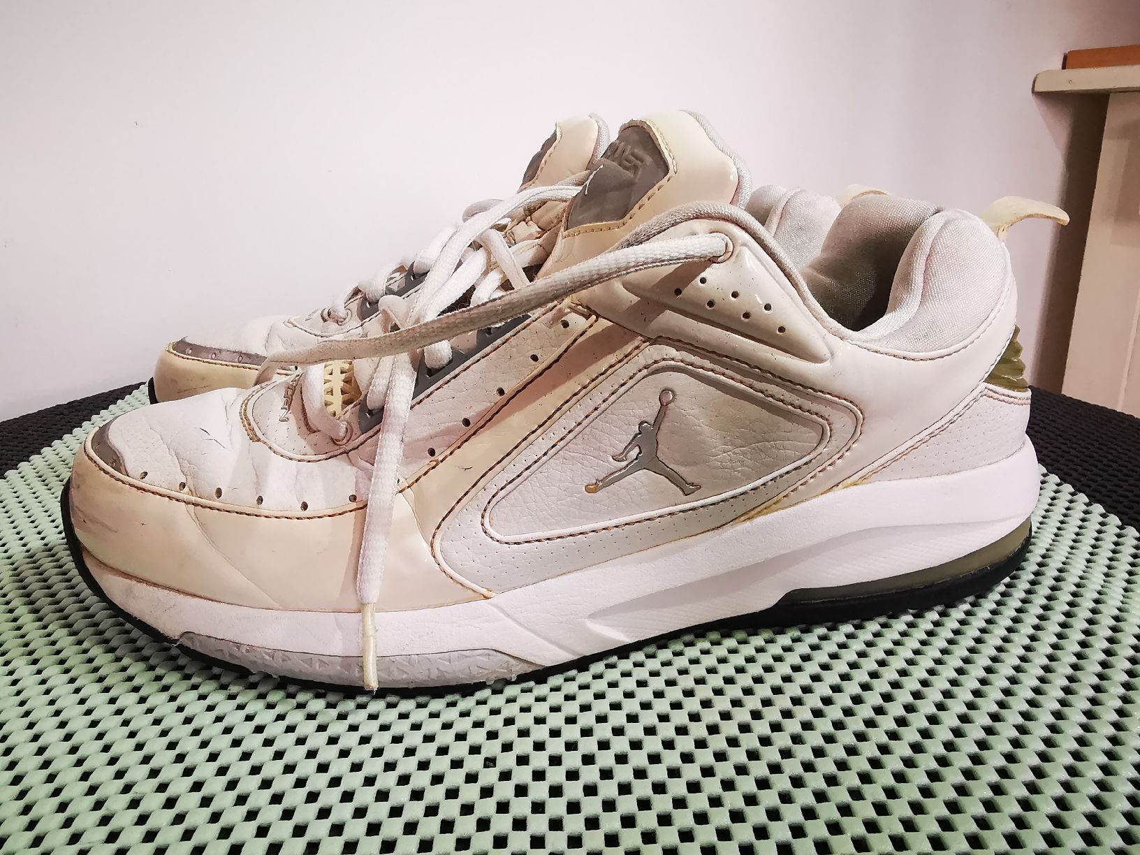 Jordan Scarpe da uomo: Jordan Trainer Gr. 42 / 8.5 - Sneaker – Usato da Crissier venduto da froerli