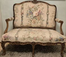 Wunderschönes Antikes Sofa aus den Schloss