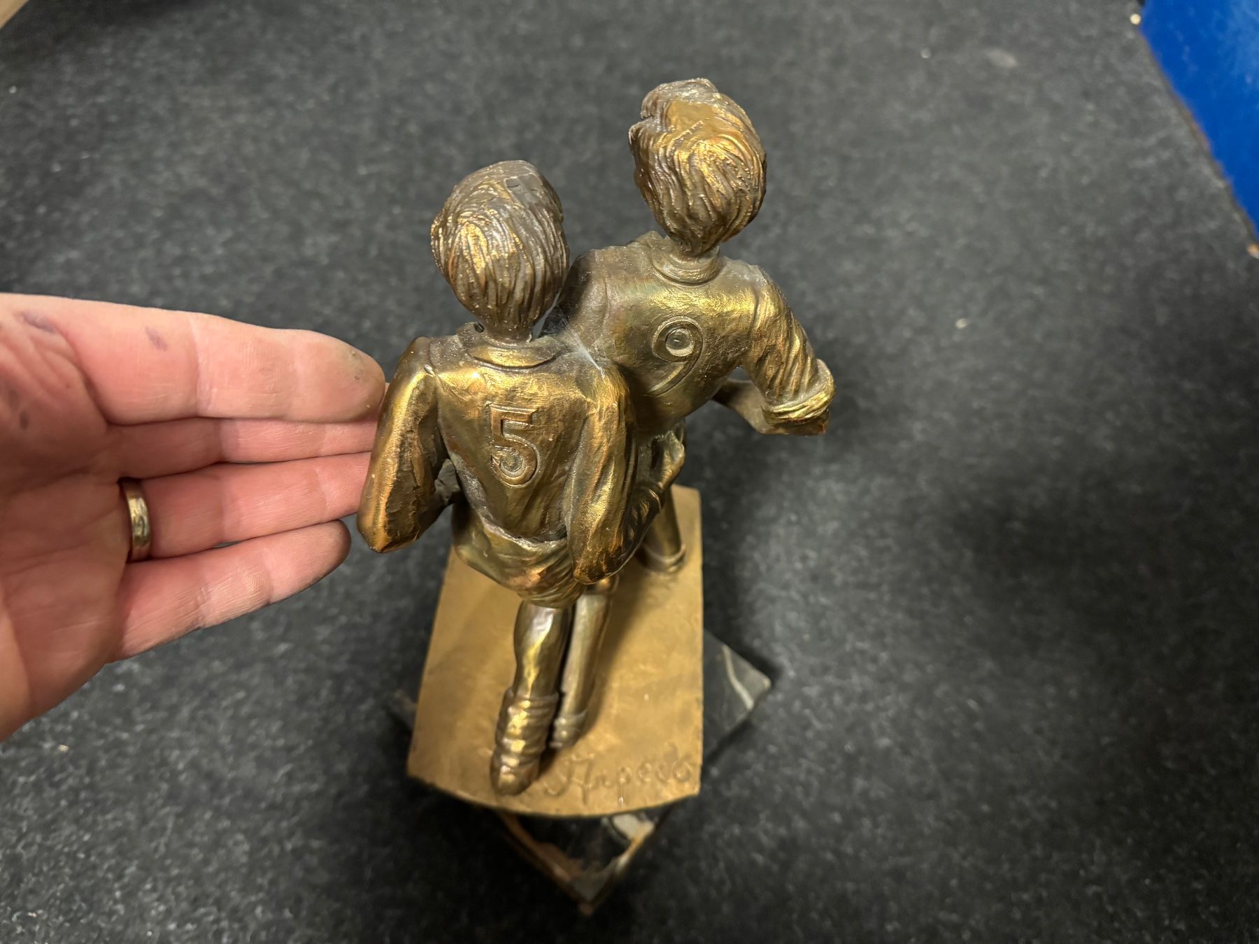 Sculture & Statue: FIFA Statue Bronze Damen Fussball – Usato da Thun venduto da Thuno6 3