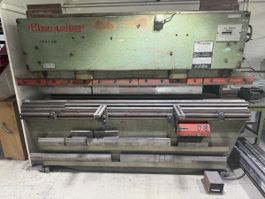 Abkantpresse 