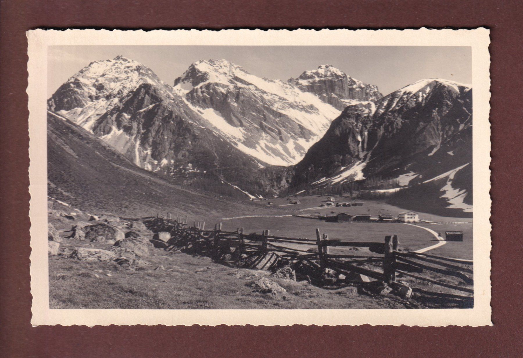 Cartoline postali: DAVOS - SERTIG // Ruck sehen // – Usato da Pully venduto da nicecards