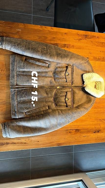 Vestes: Jacke – D'occasion à Egolzwil par jes_2qrb