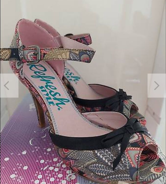 Chaussures femmes: Refresh Style High Heel Sandalette Gr.39 – D'occasion à Flurlingen par Atea8 1