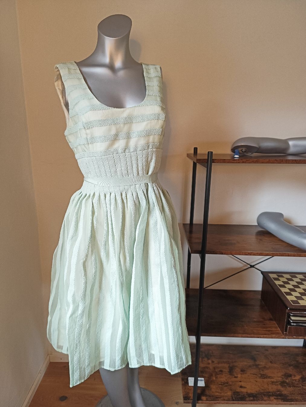 Vestiti: Robe phase Eight L – Usato da Chamoson venduto da Yuriyaa 1