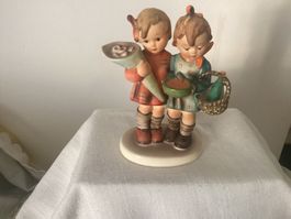 GOEBEL  FIGUR HAUSMÜTTERCHEN 1981