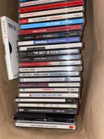 30 CDs: REM, UB40, Philipp Boa, Elton John, Bee Gees, Dylan