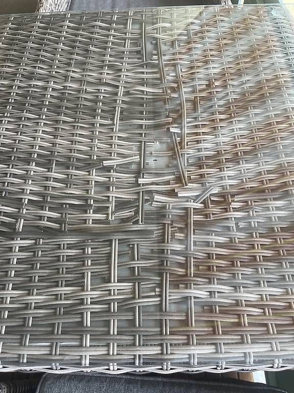 Tische: Tisch – Gebraucht aus Baar von 300M 3