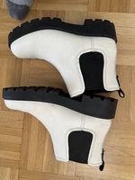 Stiefel UGG Chelsea weiss schwarz gebraucht guter Zustand
