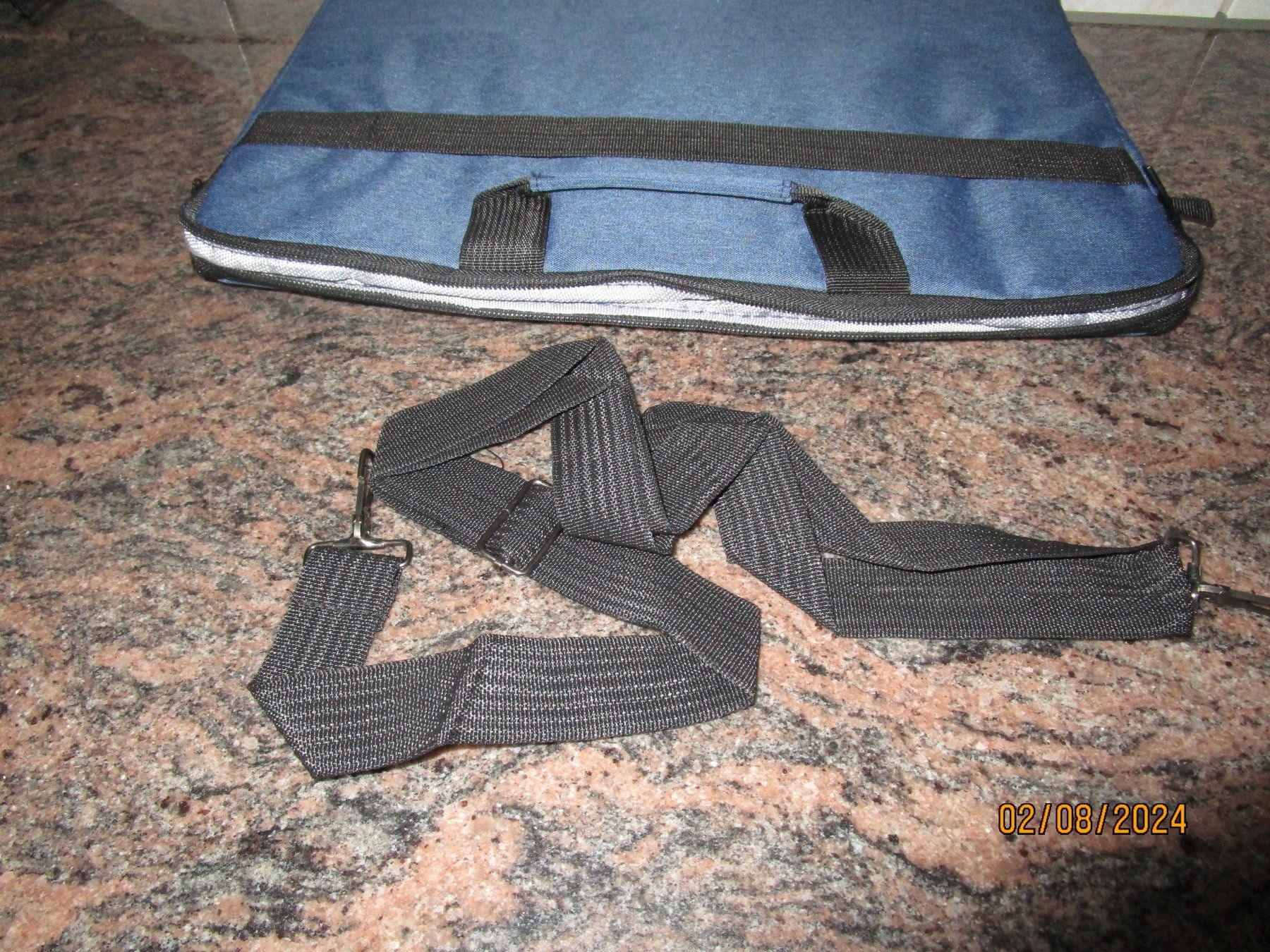 Borse: LapTop Tasche blau  NEU – Nuovo (secondo la descrizione) da Ursenbach venduto da Trasse 7