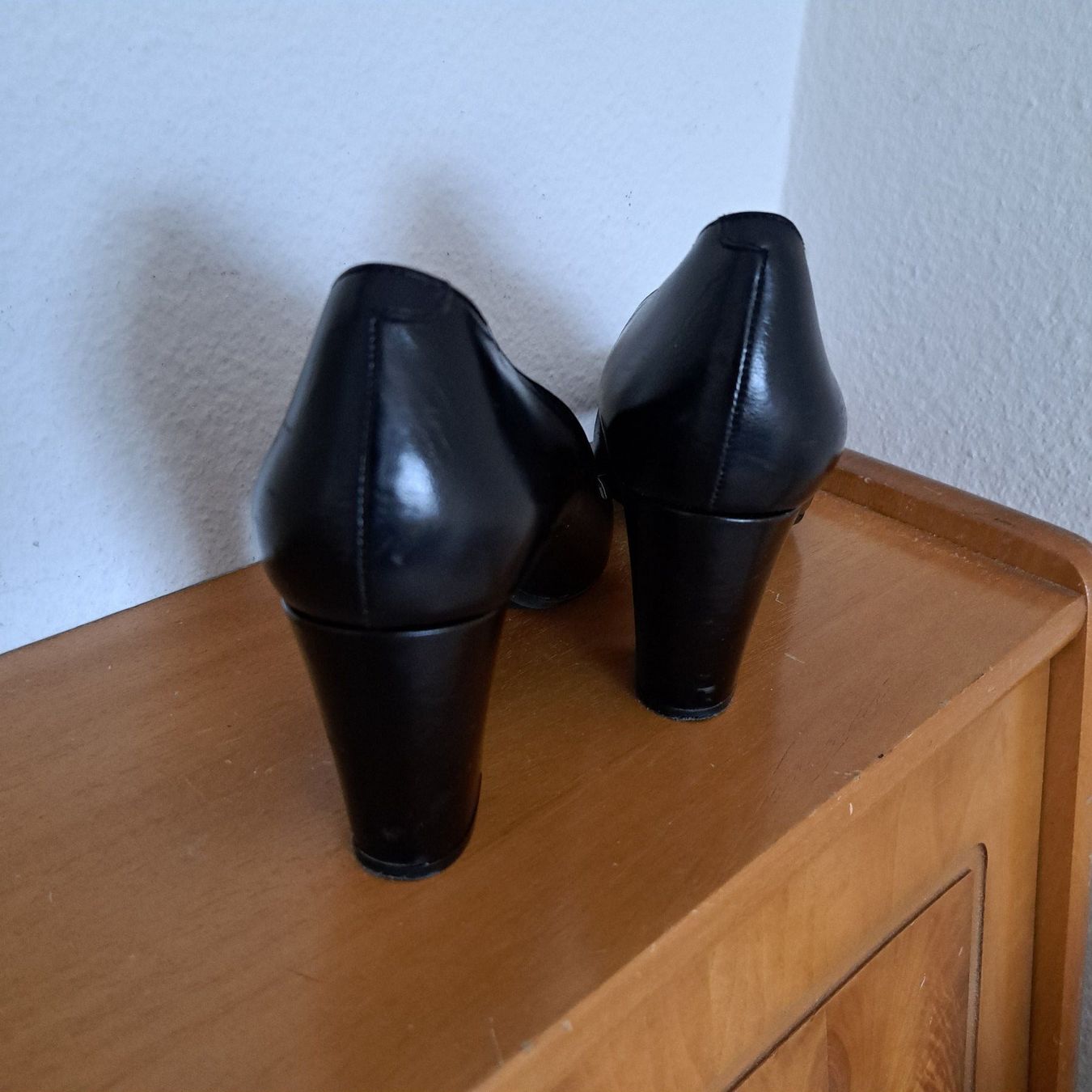 Scarpe da donna: Lederpumps "San Marina" – Usato da Grüningen venduto da Tappio 1