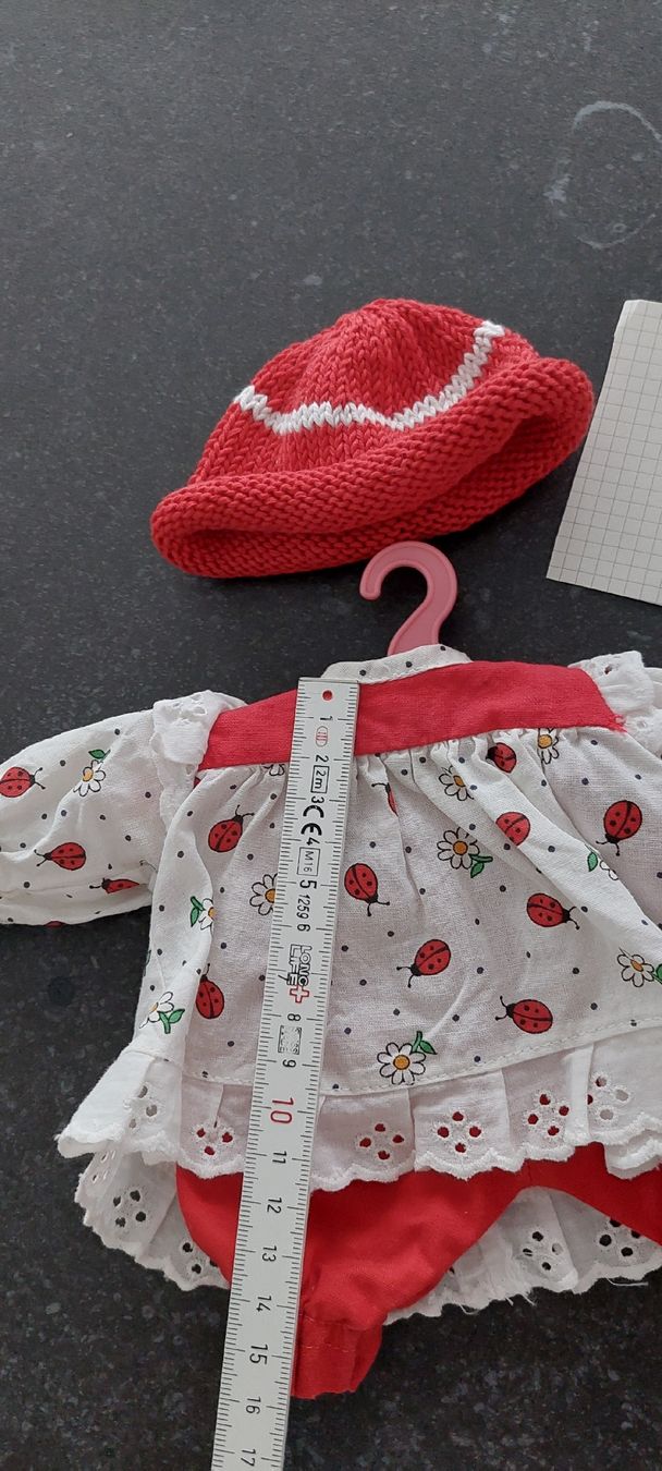 Bambole: Puppenkleider  – Usato da Muri AG venduto da nindo1 1