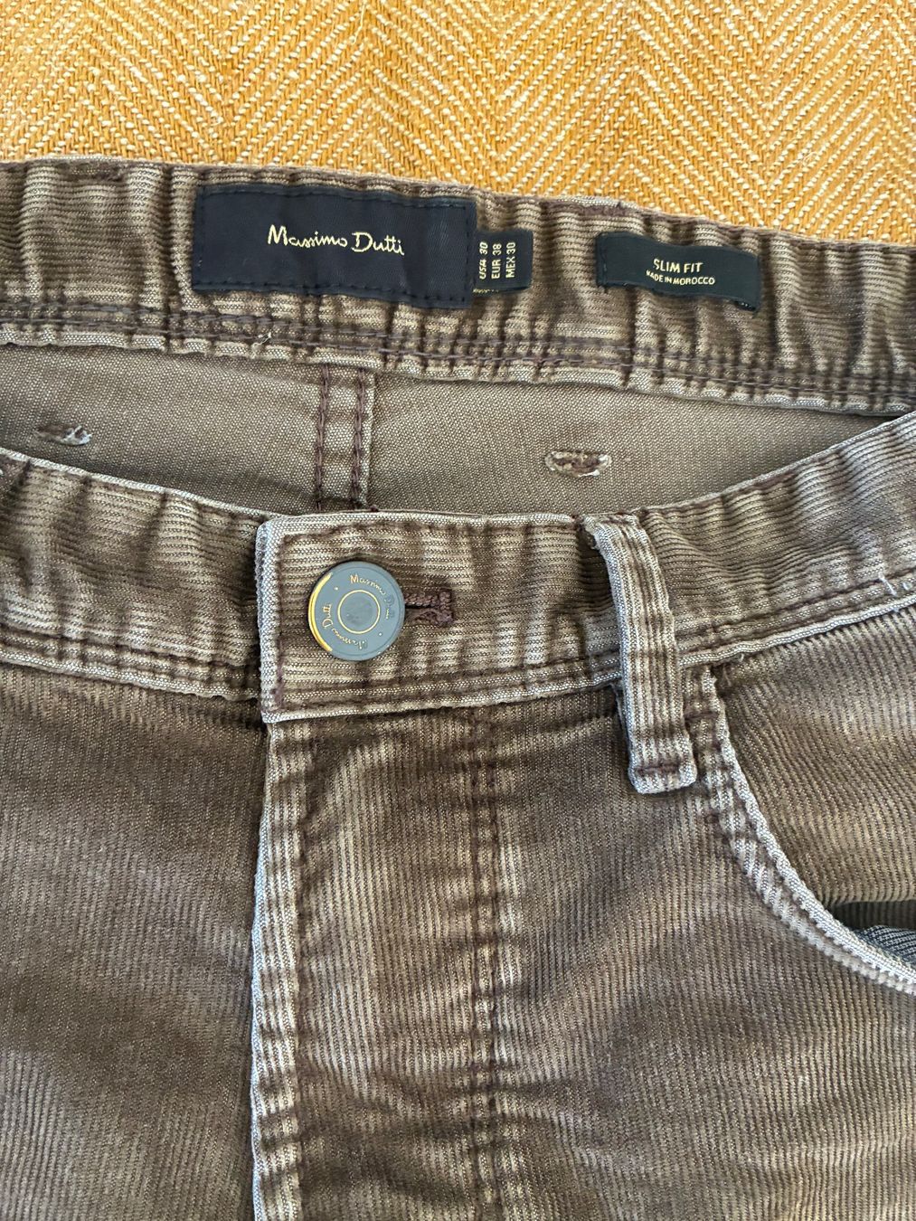 Massimo Dutti Pantaloni: Massimo Dutti Hose Gr. 38 – Usato da Fribourg venduto da waves55 1