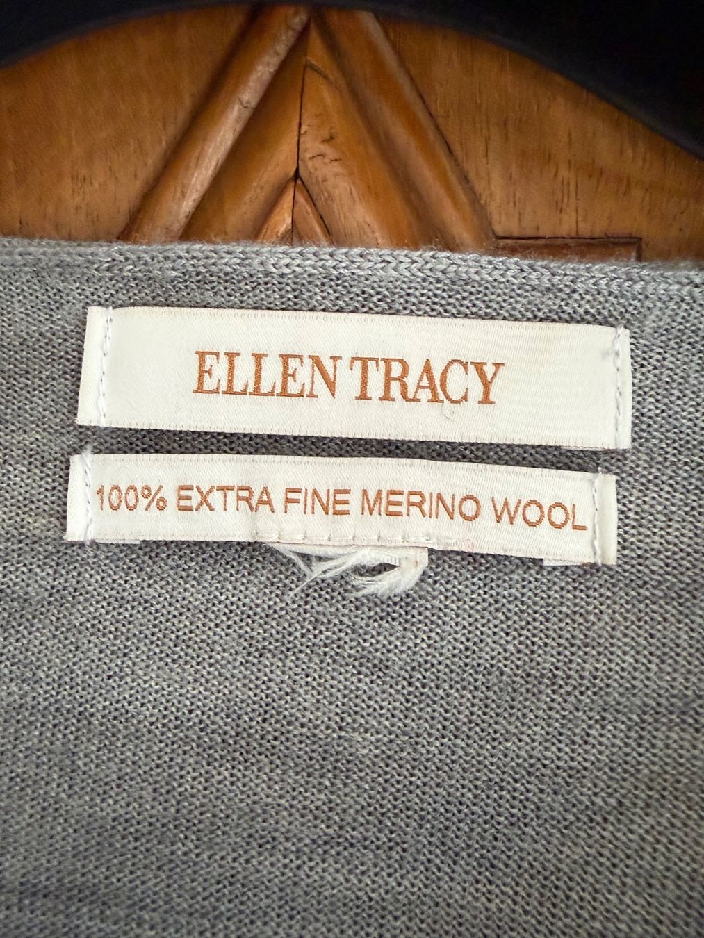 Maglioni & Felpe: ELLEN TRACY  Pullover 100% EXTRA FINE MERINO WOOL – Usato da Interlaken venduto da Bona55 2