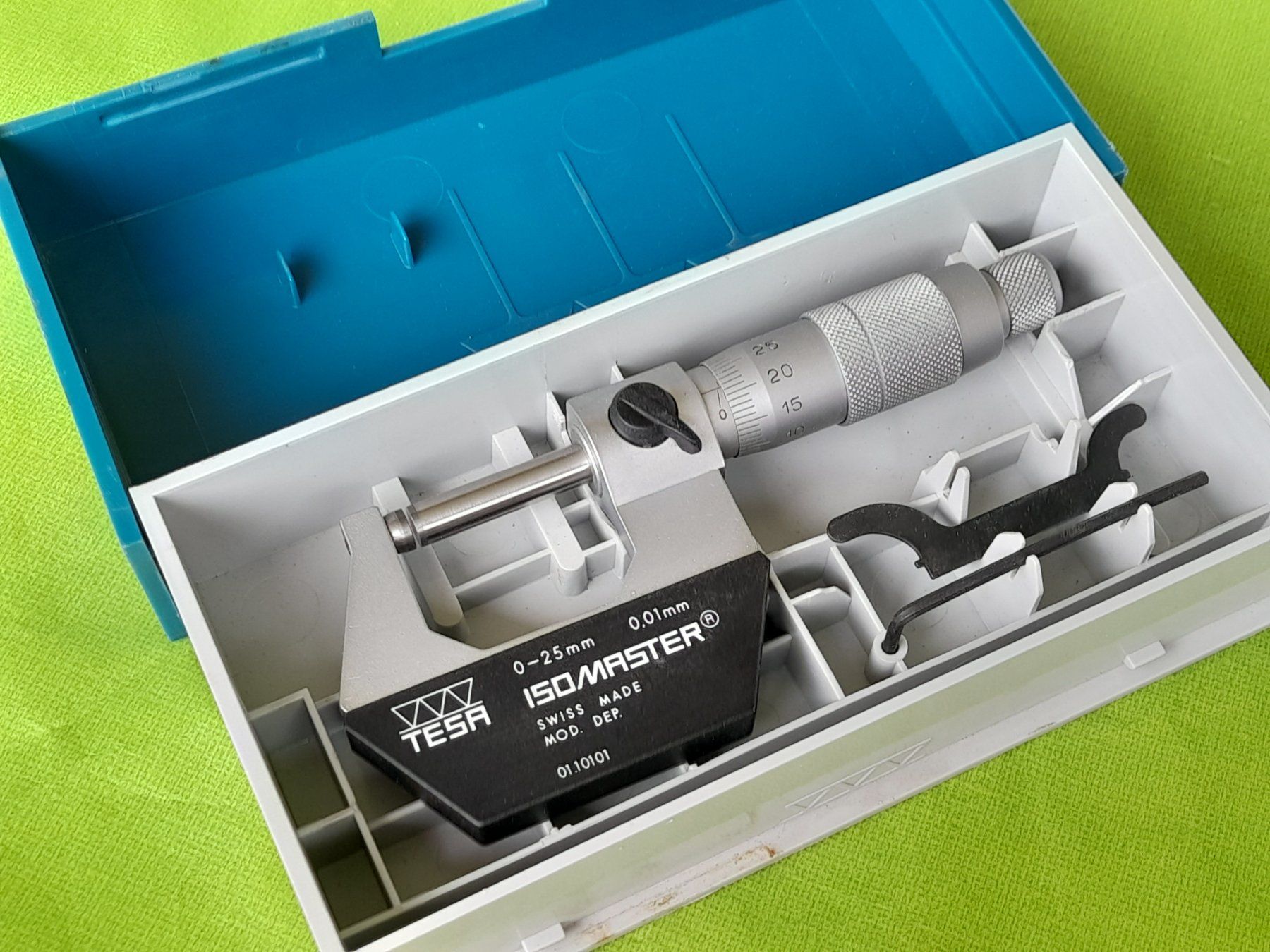 Tesa Misurare: TESA ISOMASTER 0 - 25 mm mit Box – Usato da Aeschi b.Spiez venduto da 52_wochen 1