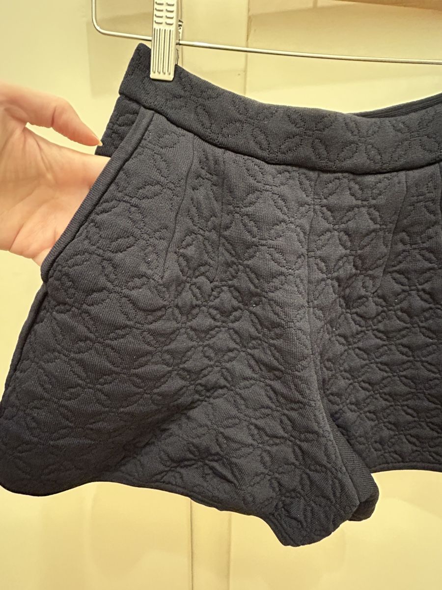 Sandro Pantaloni: Sandro short size XS/0 – Usato da Genève venduto da Shaaalll 2