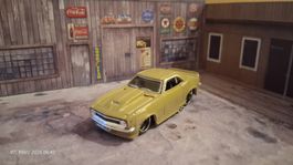 1:64 Camaro Z-28