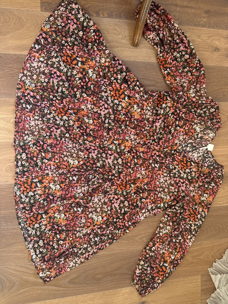 H&M Robes: Babydoll Kleid – D'occasion à Liestal par ell_6xc7 4