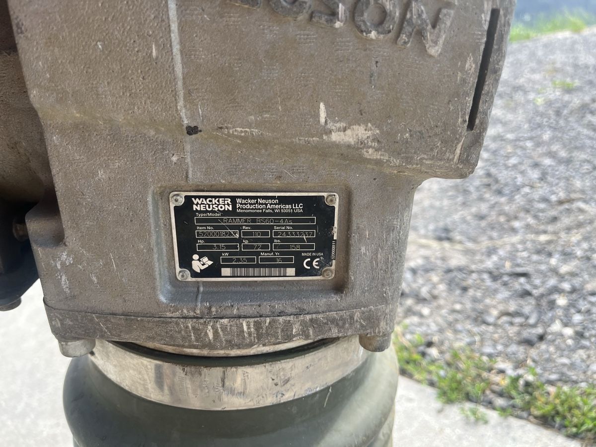 Wacker Neuson Tutte le macchine: Grabenstampfer Stampfer Wacker Neuson Baumaschine Vibroplatt – Usato da Büren NW venduto da christens01 6