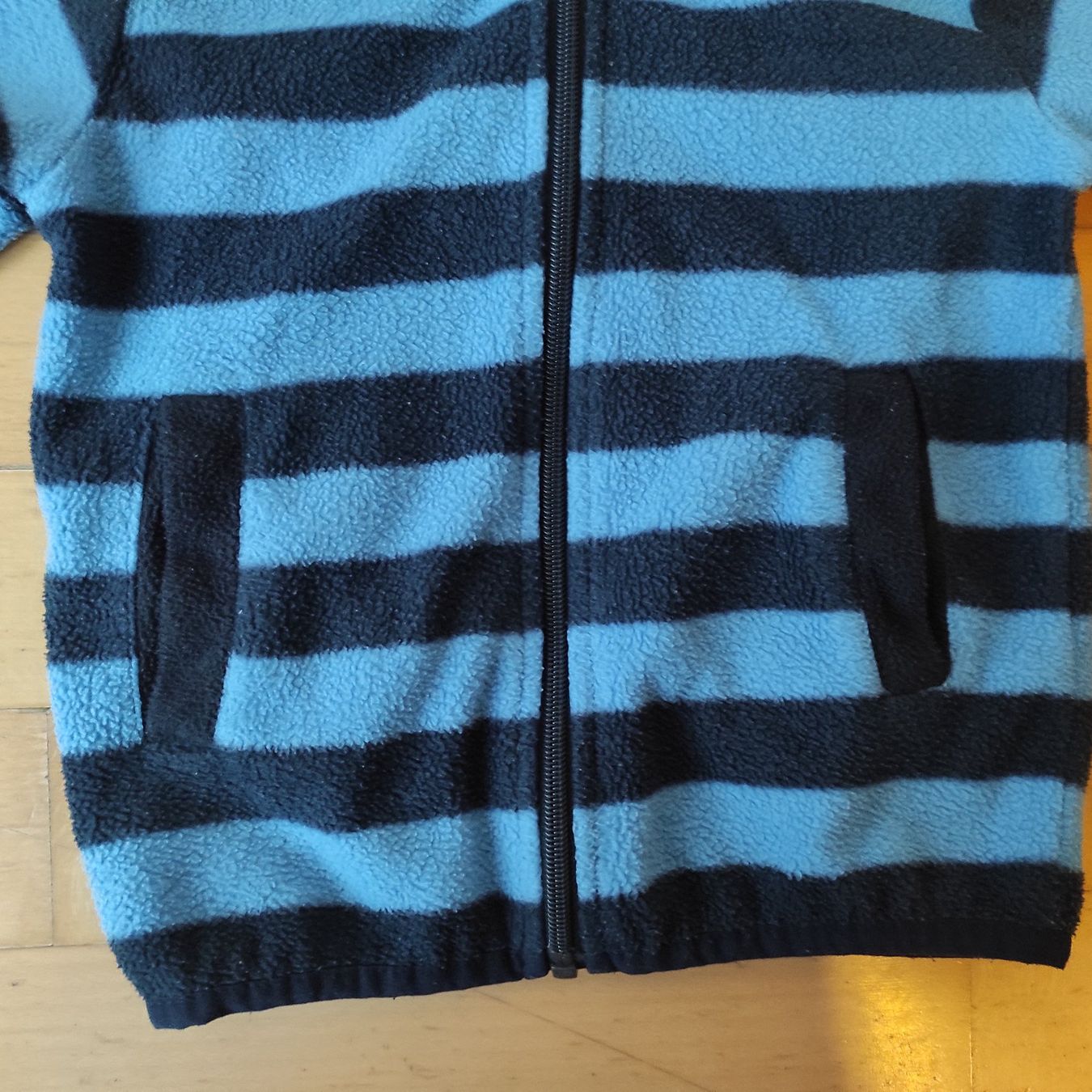 Kleiderpakete & -sets: Jacke und mütze gr 92/98 – Gebraucht aus Effretikon von MarthaK. 3