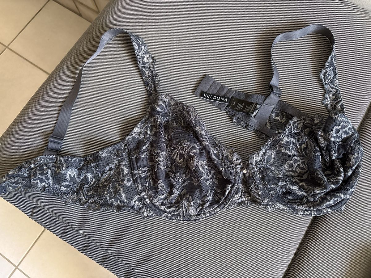 Beldona Sonstige Unterwäsche: Beldona BH Grau Spitze Grösse 85D – Gebraucht aus Sissach von Loredana89
