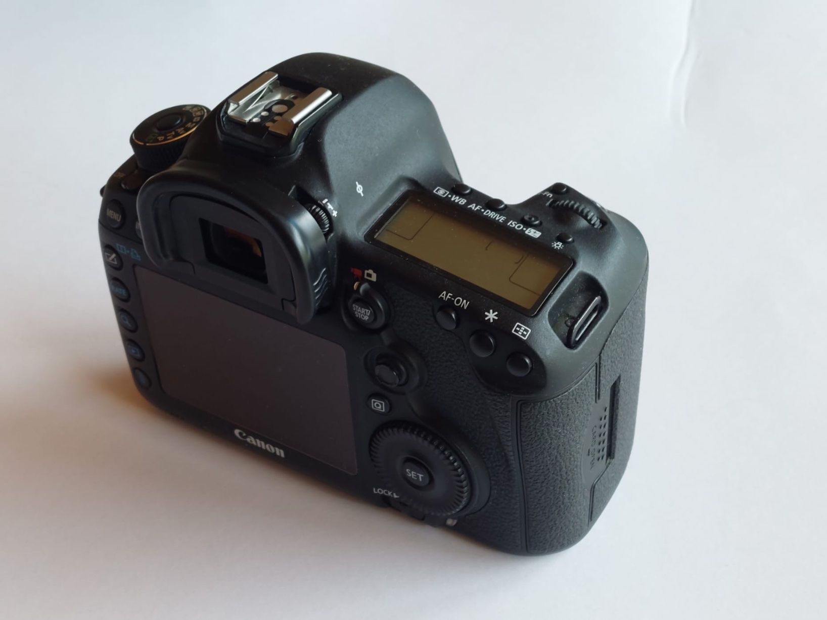Canon Fotocamera: Canon EOS 5D Mark III + Batteriegriff – Usato da Schaffhausen venduto da doweiss 2